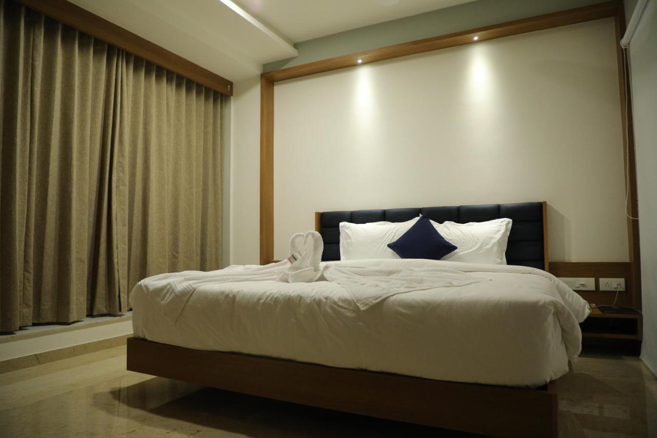 Vits The Somnath Gateway Otel Dış mekan fotoğraf