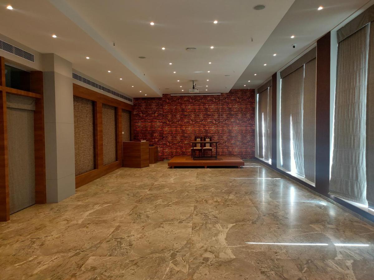 Vits The Somnath Gateway Otel Dış mekan fotoğraf