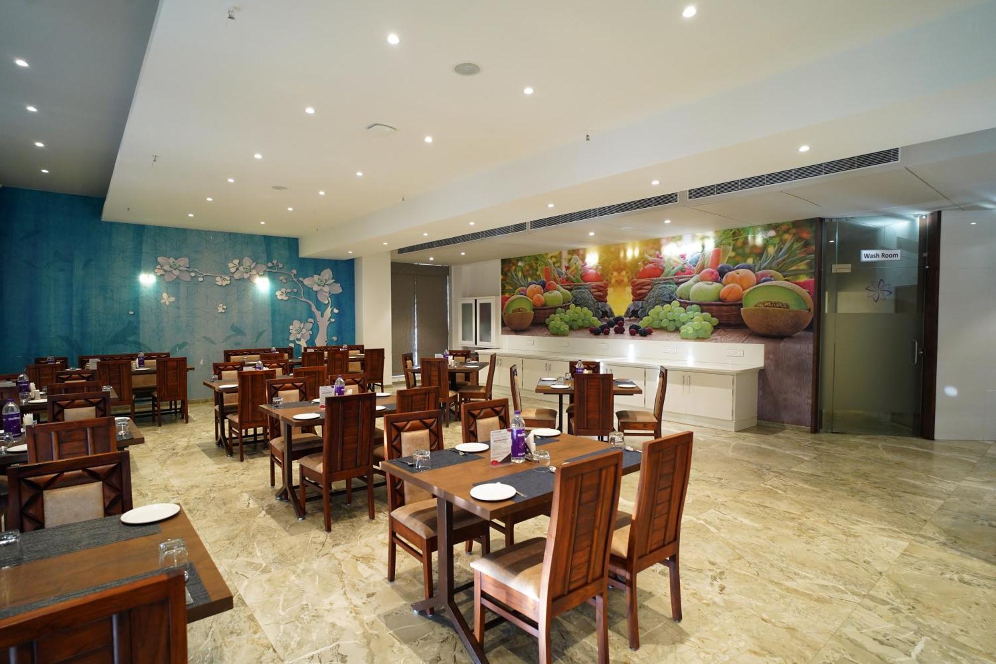 Vits The Somnath Gateway Otel Dış mekan fotoğraf